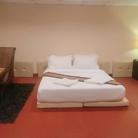 Hotel The Sasi House Krabi town Esterno foto