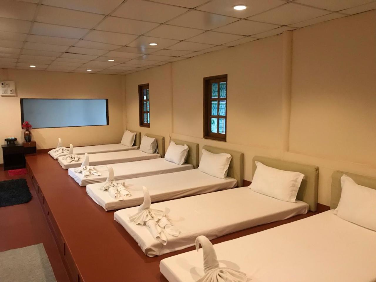 Hotel The Sasi House Krabi town Esterno foto
